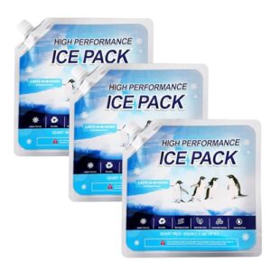 Drei Packungen mit hochwertigen Kühlakkus in einem winterlichen Szenario, ideal für die Kühlung von Lebensmitteln und zur Anwendung bei Verletzungen.