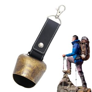 CHENNAN Anti Bär Glocke aus Leder für Wanderer, kupferfarbene Glocke mit Karabinerhaken zur Befestigung an Rucksäcken beim Outdoor-Aktivitäten.