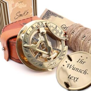 Antiker Kompass in goldener Optik mit gravierter Plakette, ideal als persönliches Geschenk zur Konfirmation oder Kommunion. Deko-Element mit maritime Nostalgie und hochwertigem Messing-Gehäuse.