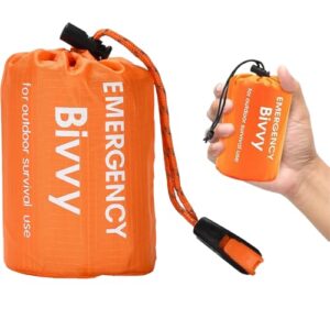 Ultraleichter, orangefarbener Biwaksack für Outdoor-Abenteuer, ideal für Notfälle und Schlafkomfort. Kälteabweisend und wasserdicht, kompakt und leicht transportierbar.