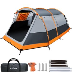 Chihee Camping Tunnel-Zelt für 4 Personen in grauer und orangefarbener Farbgestaltung, ideal für Outdoor-Abenteuer, wetterfest mit zwei Türen und geräumiger Innenausstattung.