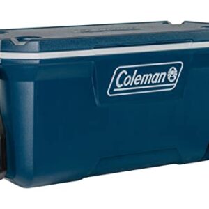 Coleman Xtreme Cooler in Blau, große Kühlbox mit 90 Litern Kapazität, ideal für Camping und Outdoor-Aktivitäten, mit hochwertiger PU-Vollschaumisolierung und einer Kühlleistung von bis zu 5 Tagen.