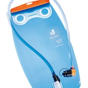 Deuter Streamer 3.0 Trinksystem Wasserblase in blauer Farbe für Outdoor-Aktivitäten wie Wandern und Radfahren, mit Trinkventil und schützender Verschlusskappe.