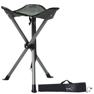 Dreibein-Camping-Hocker mit 43 cm Sitzhöhe, robustem Rahmen und Tragetasche, ideal für Outdoor-Aktivitäten wie Camping und Festivals.