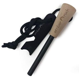 Ember Rock Feuerstahl Feuerstarter Set für Outdoor-Aktivitäten, bestehend aus einem Feuerstahl mit ergonomischem Griff und einem Funken erzeugenden Werkzeug, ideal für Camping und Survival.