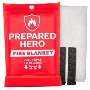 Prepared Hero Feuerlöschdecke in roter Verpackung für schnelle Sicherheit bei Bränden, geeignet für Küche und Zuhause, 101.6cm x 101.6cm