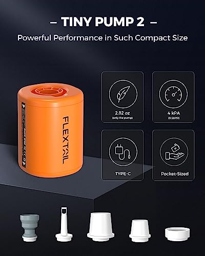 FLEXTAILGEAR Tiny Pump 2 – tragbare elektrische Luftpumpe in orange, ideal für Camping und Outdoor-Aktivitäten, mit verschiedenen Aufsätzen für Luftmatratzen und Schwimmringe.