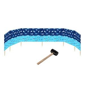 Garronda Strand Windschutz, 8 Meter lang, optimiert für Schutz und Privatsphäre am Strand, inklusive Gummihammer zur einfachen Befestigung.