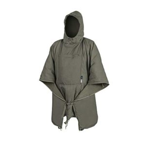 Helikon-Tex Swagman Roll Poncho in Alpha Green, vielseitiger Bushcraft-Poncho für Outdoor-Aktivitäten, mit Kapuze und zentraler Öffnung.