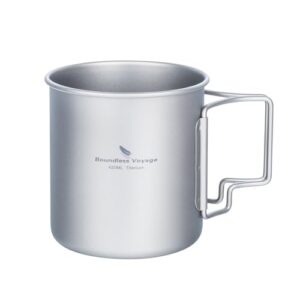 iBasingo 420ml Titan Camping Becher mit Klappgriff für Outdoor Aktivitäten, leicht und langlebig, ideal für Tee, Kaffee und Wasser