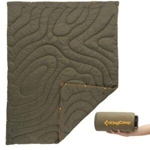 KingCamp Camping Decke Contour in Olivgrün, multifunktional als Picknickdecke und Poncho nutzbar, ideal für Outdoor-Aktivitäten, leicht und transportabel.