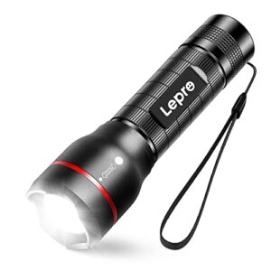 Lepro LED Taschenlampe LE2000 in Schwarz mit einstellbarem Fokus, fünf Beleuchtungsmodi und robustem Design, ideal für Outdoor-Aktivitäten.