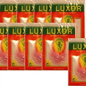 Packungen von LUXOR Gasmantles Glühstrümpfen in rot-grüner Farbgestaltung, geeignet für Petroleumlampen, mit dem Schriftzug 'SUPERIOR QUALITY' und einem symbolischen Hinweis auf Sicherheit.