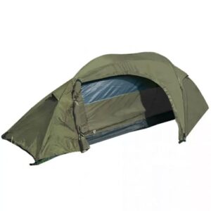 Ultraleichtes Mil-Tec Einmannzelt Recom in Oliv für Camping, Trekking und Outdoor-Aktivitäten, mit wind- und wetterfester Konstruktion.