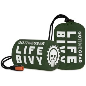 Go Time Gear Life Bivy Notfall Überlebensunterkunft für 2 Personen, tragbarer und wetterfester Biwaksack in grün, ideal für Camping und Notfälle.