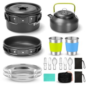 17-teiliges Camping Geschirr Set mit Kochtopf, Kessel, Aluminium-Tellern und isolierten Bechern, ideal für Outdoor-Kochen und Camping.