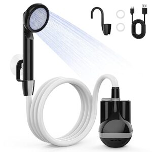 Tragbare Camping Dusche mit Pumpe, ideal für Outdoor-Aktivitäten und Reisen, mit flexiblem Schlauch und modernem Design, inklusive LED-Beleuchtung.