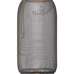 Sea To Summit Mesh 13l Stuff Sack in rechteckiger Form aus durchsichtigem Netzmaterial mit orangem Zugband und robustem Design für Outdoor-Aktivitäten.