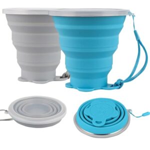 Zwei wiederverwendbare Silikon Camping Faltbecher in Grau und Türkis, ideal für Outdoor Aktivitäten, Wandern und Büroanwendungen, mit Edelstahlrand und Kunststoffdeckel.
