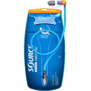 Source Unisex Widepac Trinkblase in Alpine Blue mit 3 Litern Fassungsvermögen, ideal für Outdoor-Aktivitäten wie Wandern und Radfahren. Ergonomisches Design mit einfachem Befüllsystem und Trinkschlauch.