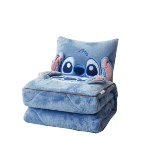 Generische Stitch Kissendecke 2 in 1 - Flauschiges Reisekissen und Plüschdecke für Komfort und Gemütlichkeit, ideal für Reisen und Zuhause.