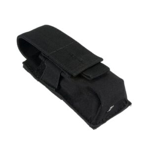 Schwarzes taktisches Holster für Taschenlampen und Magazine, hergestellt aus strapazierfähigem Nylon, ideal für Outdoor-Aktivitäten und Jagdzubehör.