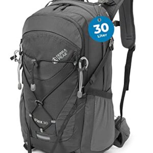 Grauer Terra Peak Wanderrucksack 30 Liter Flex 30 für Herren und Damen, ideal für Wandern, Camping und Alltag. Aus robustem Material mit ergonomischem Rückensystem und Trinksystem.