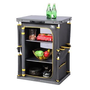 Faltbarer Campingschrank mit drei Ablageflächen, ideal für die Organisation von Küchenutensilien beim Camping oder Picknick, ausgestattet mit Tragetasche.