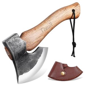 Handgeschmiedete TIVOLI Beil Axt mit ergonomischem Holzgriff und Lederscheide, ideal für Camping und Gartenarbeit. Robuste Konstruktion und scharfe Klinge für vielseitige Outdoor-Anwendungen.