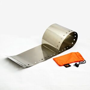 TOAKS Titanium Windschutz für Gaskocher, leicht und robust, ideal für Outdoor-Camping, Wandern und Gartenkochen.