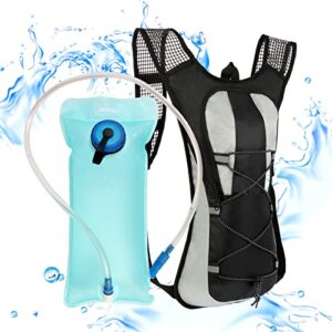 Schwarzer Trinkrucksack mit 2L Blase, geeignet für Outdoor-Aktivitäten wie Wandern, Radfahren und Laufen, mit ergonomischem Design und atmungsaktiven Schultergurten.