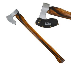 Robuste TRUTZHOLM B-Ware Axt aus C45 Stahl mit geflammt Hickoryholzgriff, ideales Freizeitbeil zum Spalten von Holz und Entasten von Bäumen, inklusive Klingenschutz aus Leder.
