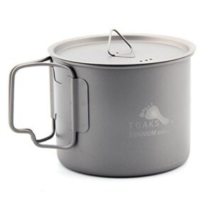 Ultraleichter 550 ml Kochtopf aus Titan für Outdoor-Aktivitäten, ideal zum Kochen und Erhitzen von Wasser, mit stabilem Griff und praktischem Deckel.