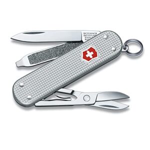 Victorinox Schweizer Taschenmesser Classic SD Alox in Silber mit fünf Funktionen, einschließlich Klinge, Nagelfeile, Schere, Schraubendreher und Ring.