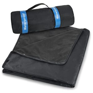 Wasserdichte Fleece-Decke in Schwarz, vielseitig einsetzbar für Camping, Picknicks und Sportveranstaltungen mit integrierter Kapuze und tragbarem Design.
