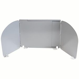 Robuster Windschutz für Campingküchen, geeignet für 32-60 cm breite Campingkocher, aus pulverbeschichtetem Stahl mit Saugnapffüßen für stabilen Halt.