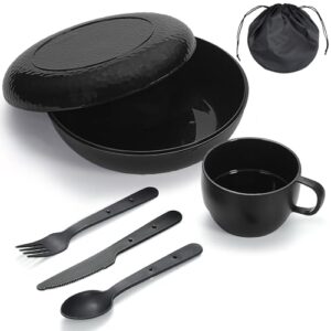 Perfektes Camping-Mess-Set für Ihre nächste Abenteuer! Ein umfassendes und praktisches Zubehör für alle Outdoor-Aktivitäten. Inklusive Schüssel, Teller, Tasse, Löffel, Gabel, Messer und Tragetasche. Aus hochwertigem Kunststoff gefertigt und einfach zu reinigen.