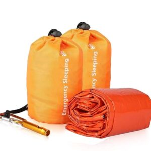 EEEKit Biwaksack und wasserdichte Notfallausrüstung in orange, bestehend aus zwei Packtaschen und einer isolierenden Folie, ideal für Outdoor-Aktivitäten und Notfälle.