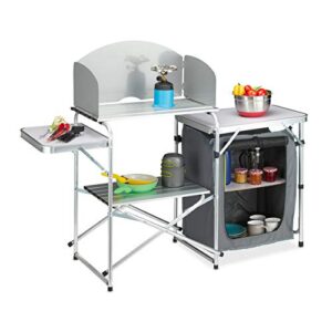 Kompakte klappbare Campingküche mit Windschutz, aus Aluminium und MDF, geeignet für Outdoor-Aktivitäten, in Weiß-Grau, inklusive Tragetasche.