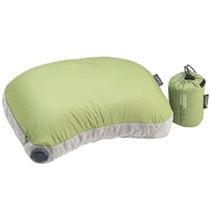 Cocoon Air Core Hood/Camp Pillow in Wasabi und Grau, aufblasbares Kissen mit ergonomischem Design für optimalen Schlafkomfort beim Camping und Reisen.