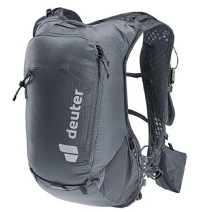 Deuter Ascender 7 Trailrunning Rucksack in Schwarz, ideal für Outdoor-Aktivitäten, ausgestattet mit gepolsterten Schulterträgern und atmungsaktivem Rückenteil.