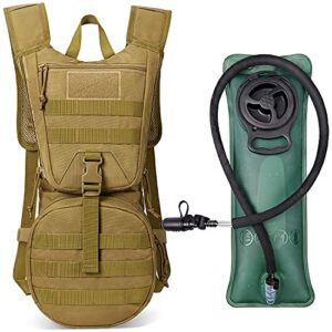 G4Free Militär Trinkrucksack in khakifarbe mit 3-Liter Trinkblase, ideal für Outdoor-Aktivitäten wie Wandern, Radfahren und Klettern.