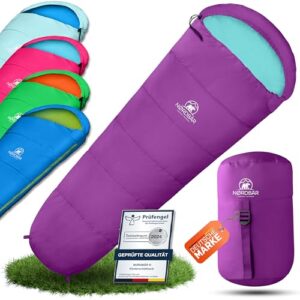 NORDBÄR Kinderschlafsack für Kinder in lebhaftem Lila mit hellblauem Innenfutter, ideal für Camping und Outdoor-Aktivitäten, Mumienform für optimale Wärme.
