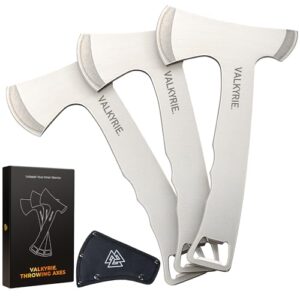 Multifunktionales Set aus 3 Wurfäxten aus Edelstahl in einer ergonomischen T-Form für Outdoor-Aktivitäten wie Camping und Bushcraft.