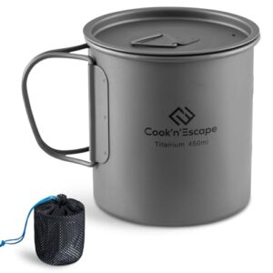 Leichte und robuste Titan Camping Tasse mit Deckel, ideal für Picknick oder Wanderungen im Freien