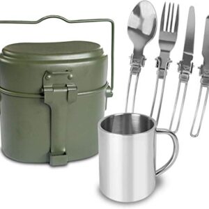 Outdoor-Essgeschirr-Set bestehend aus Edelstahl-Besteck, Tasse und BW-Kochgeschirr in Oliv-Farbe für die Reise oder den Aufenthalt im Freien geeignet.