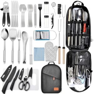 Multifunktionales Camping-Geschirrset mit 36 Teilen, inklusive Küchenmesser, Schere, Grillgabeln und Löffel aus Edelstahl, ideal für Outdoor-Aktivitäten wie Camping, Picknick und Grillen.