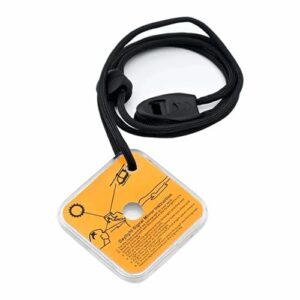 Ein effektiver Überlebensspiegel mit reflektierender Oberfläche, Handschlaufe und Manual auf der Rückseite. Geeignet für Notfälle und unvorhergesehene Situationen.