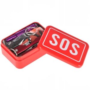 Die Selbsthilfebox von Gearmax ist ein Set mit verschiedenen Funktionen für Outdoor-Abenteuer, das ein Drahtsäge, einen Kompass, eine Multi-Tool-Karte und weitere Werkzeuge enthält.