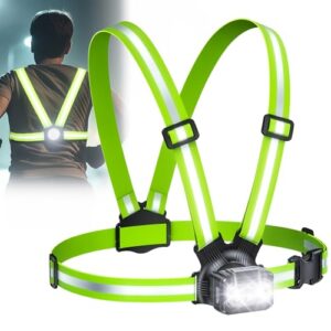 Hochwertiges Lauflicht für Nachtlauf mit 360° Reflektoren, 500 Lumen Helligkeit und IPX4 Wasserdichtigkeit.